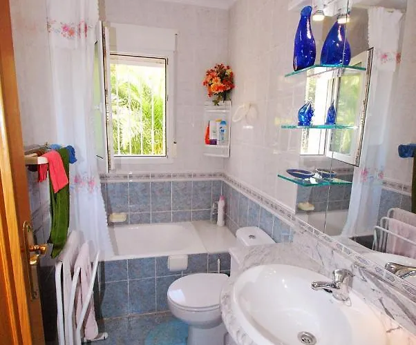 Bugamvilla - Deniasol Villa *